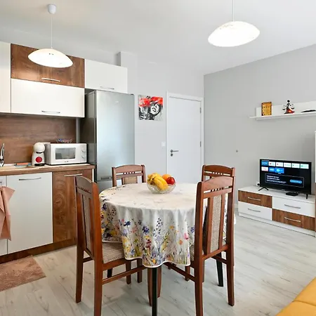 Modern Escape * Varna