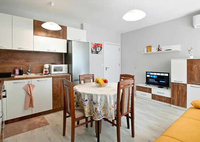 Modern Escape * Varna